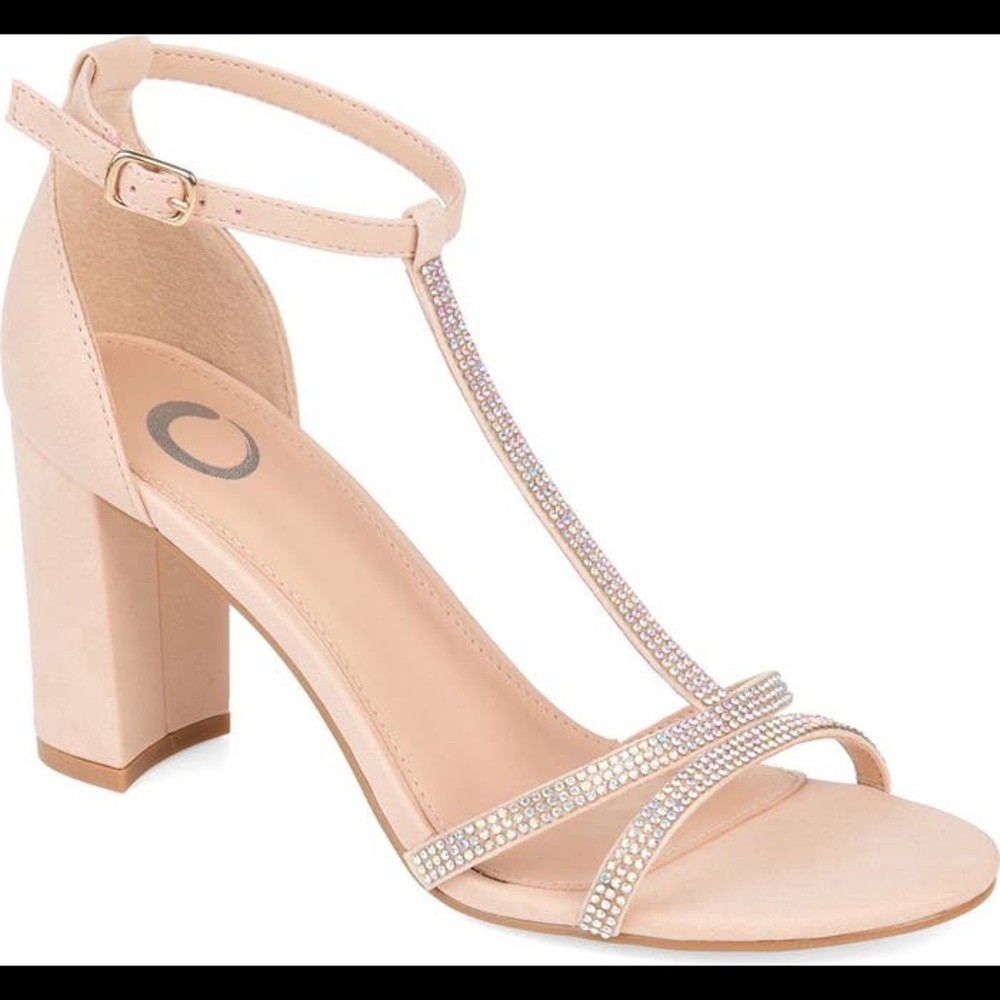Denali Pump Journee Collection Nude Women’s Heels